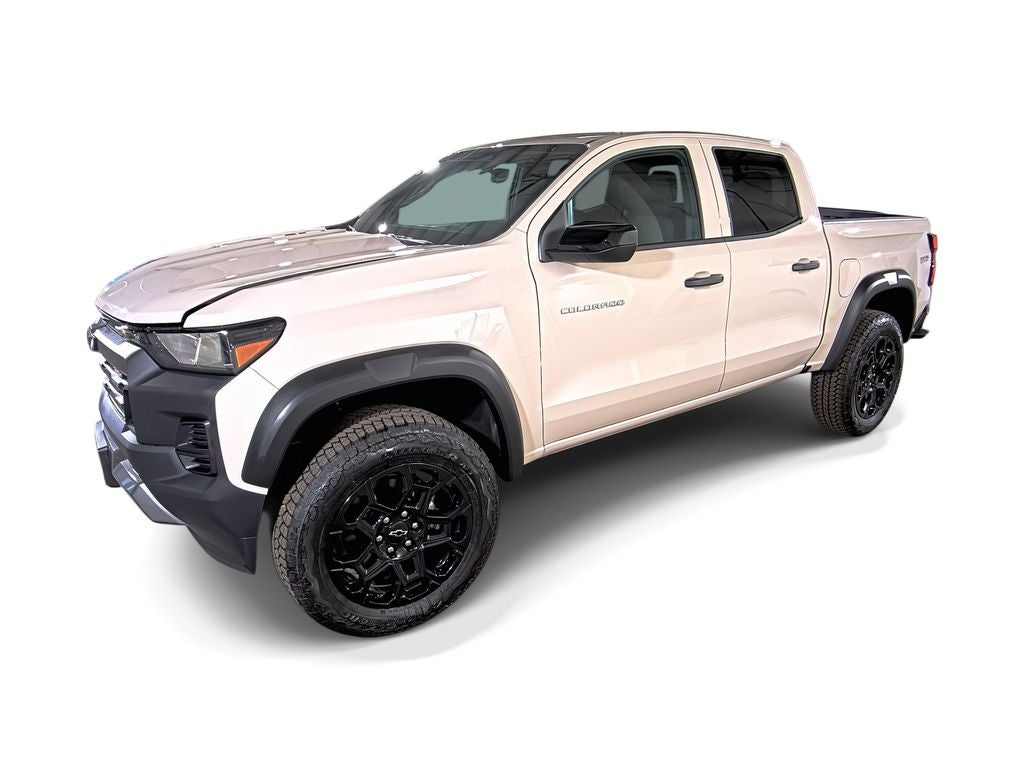 2026 Chevrolet Colorado Trail Boss in White Sands — front three-quarter view