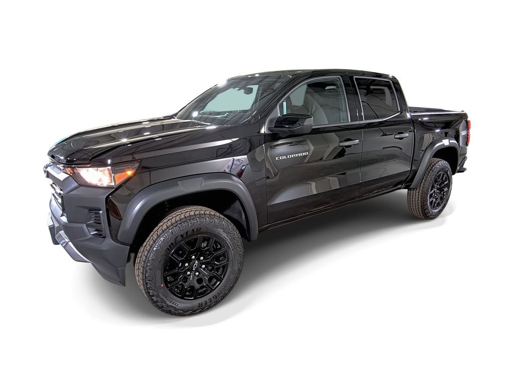 2026 Chevrolet Colorado Trail Boss in Black — front three-quarter view