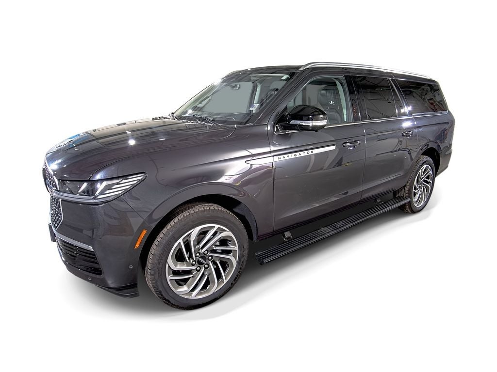 2025 Lincoln Navigator L Reserve in Gray — front three-quarter view