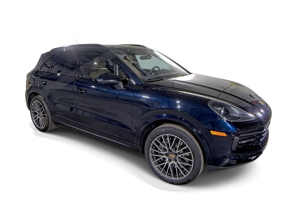2023 Porsche Cayenne — detail view